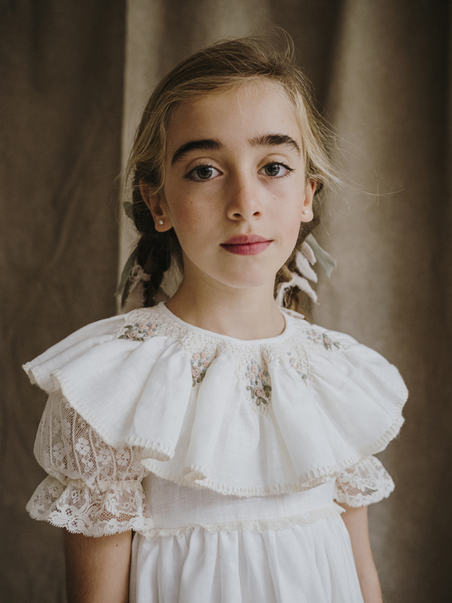 a00256 VESTIDO COMUNIÓN RACIMOS