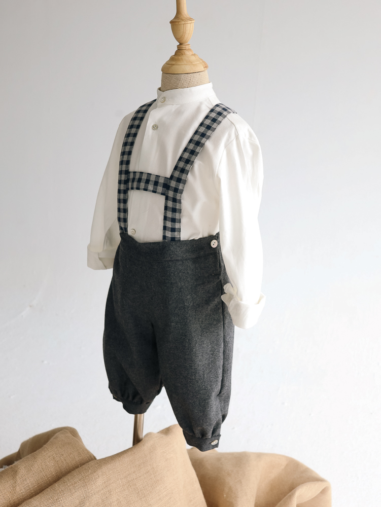 07 BOMBACHO franela gris