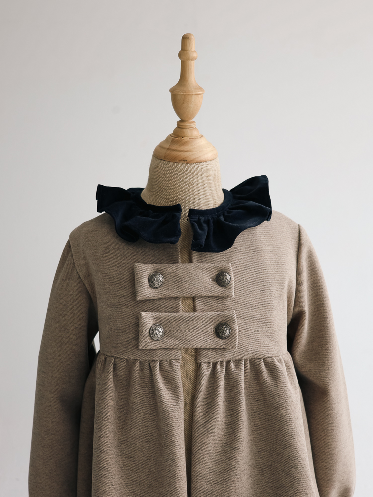 01 ABRIGO CARLOTA GALONES paño m/l