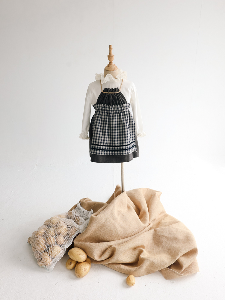 01 DELANTAL PACA 2 CINTAS