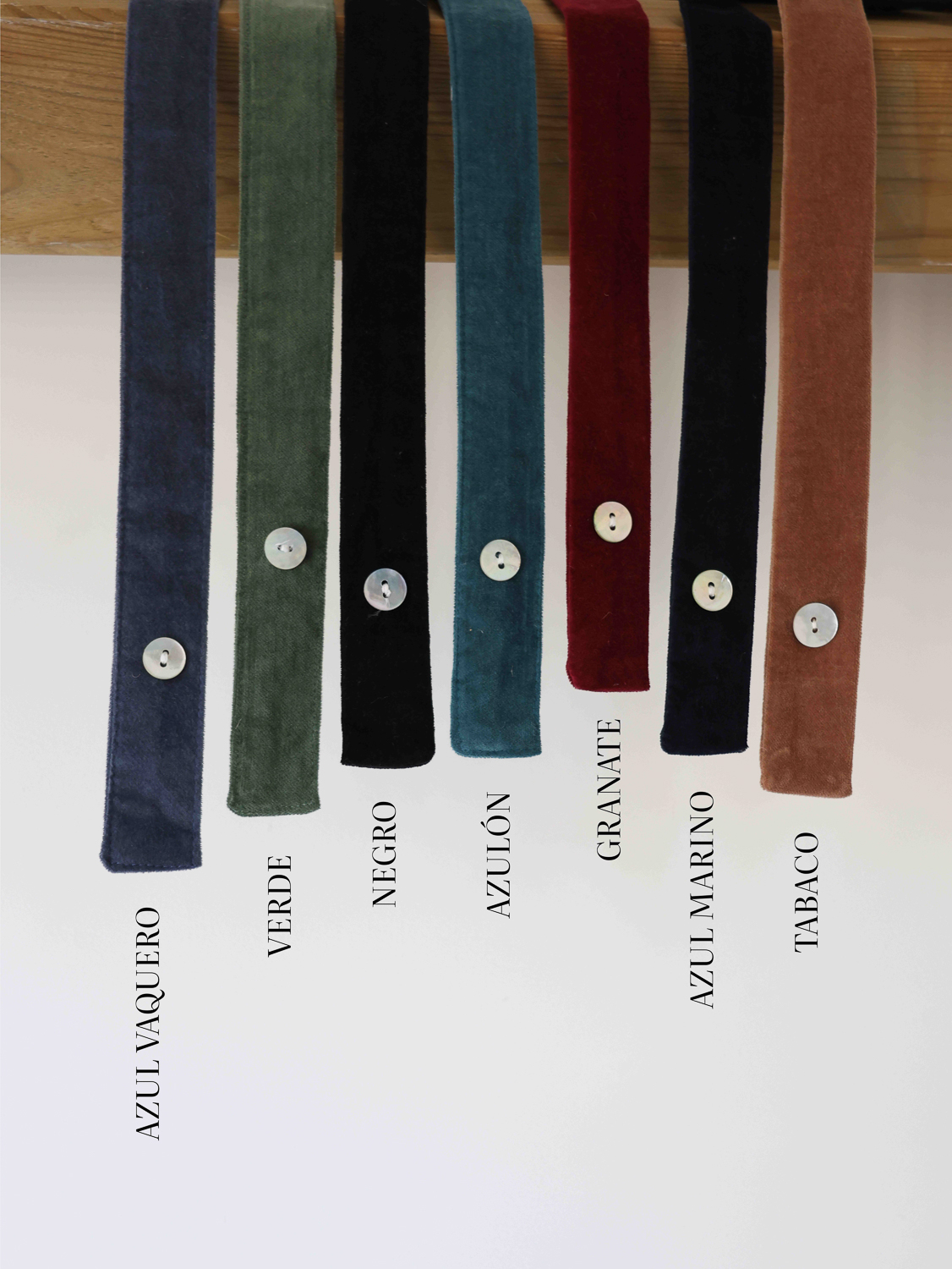 01 VESTIDO CORTO LAZO